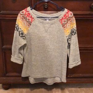 Tee shirt